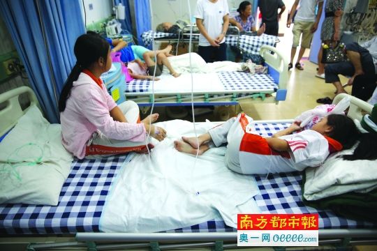 不明毒氣泄漏導(dǎo)致小學(xué)生受害住院治療