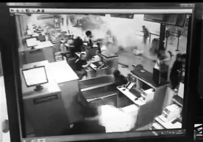 浦東機場爆燃現(xiàn)場